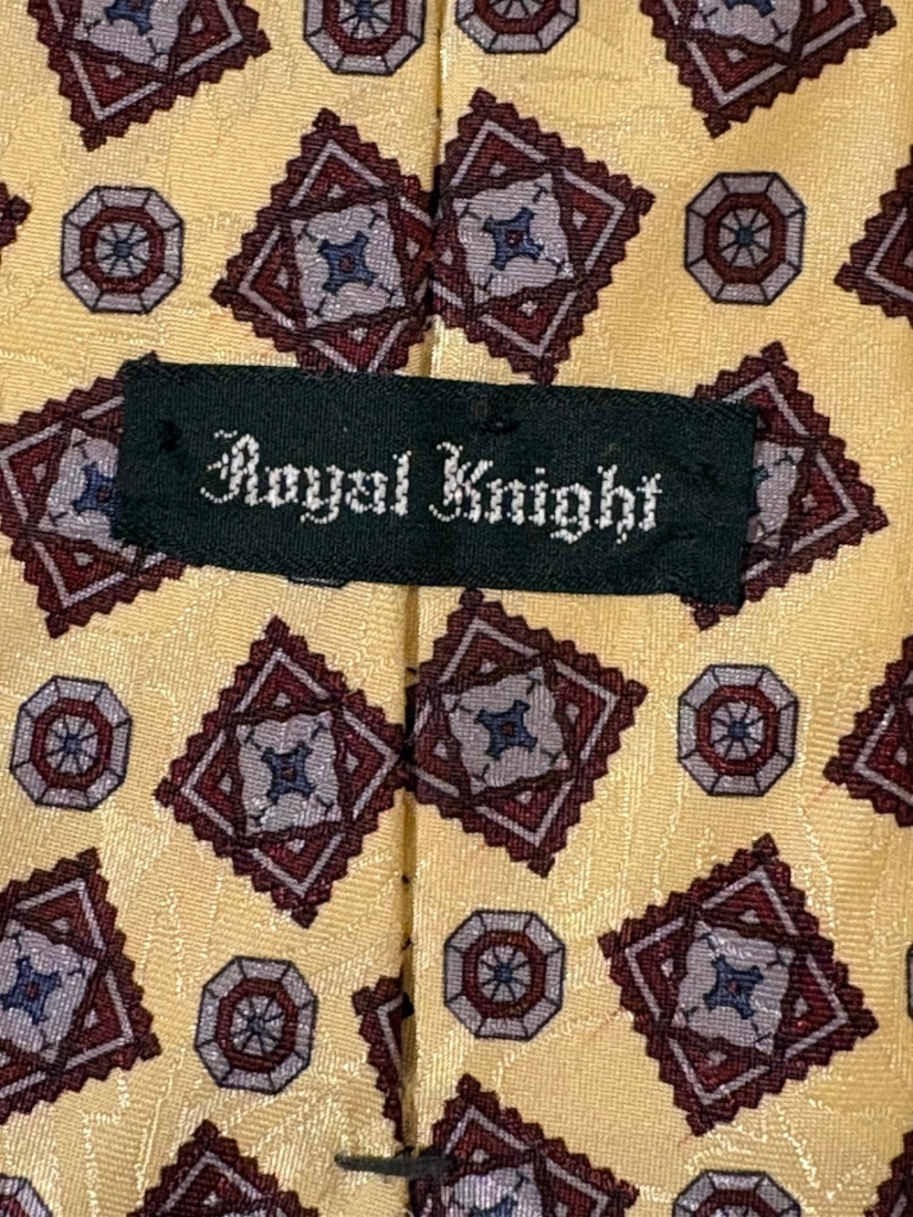 Vintage Royal Knight Geometric Silk Blend Necktie Gold Burgundy